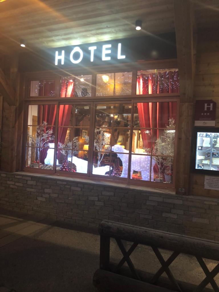 Hôtel Restaurant de la Chaussée photo 2