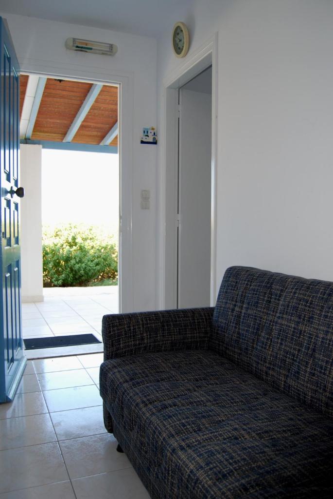 BAY VIEW STUDIO photo 2