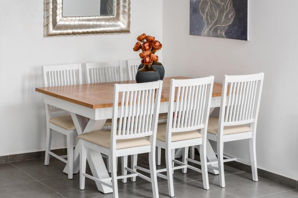 Savyoney Ramat Sharet - Isrentals photo 2
