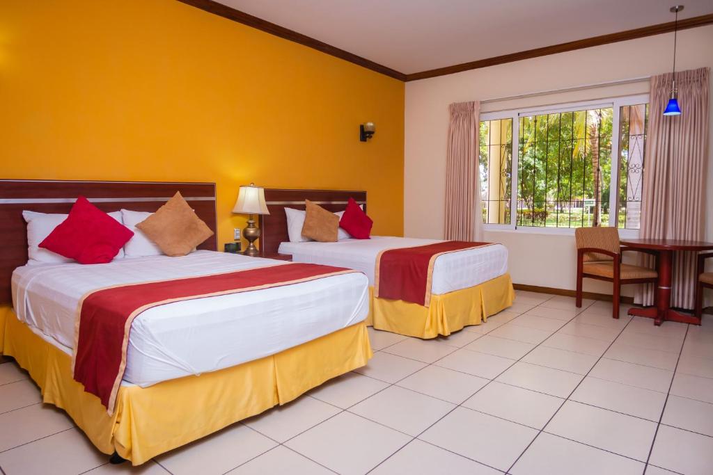 Pato Canales Hotel & Resort photo 4