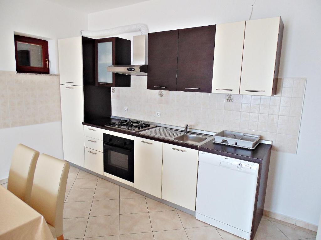 1 bedroom apartment 55 m2 photo 4