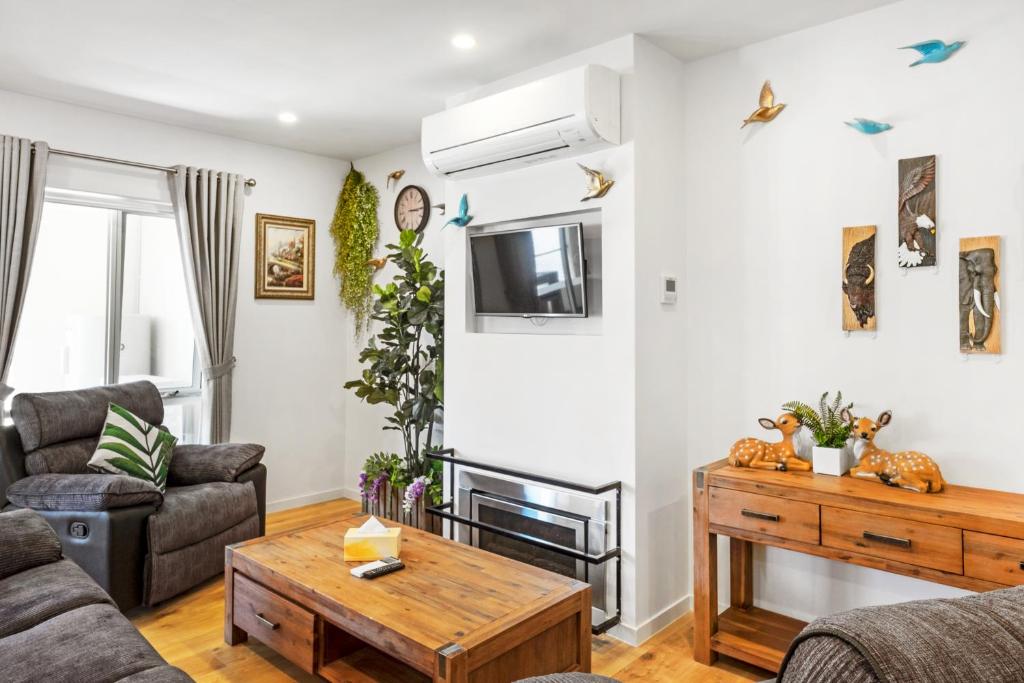 Olinda Two Bedroom Apartment - B2 photo 4