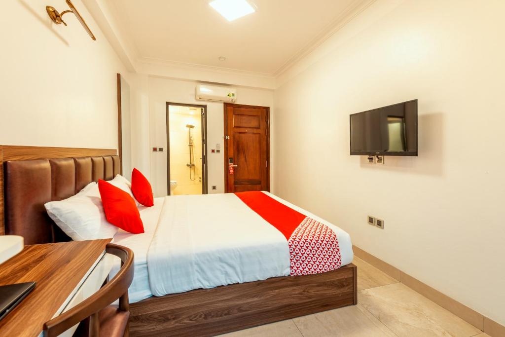 Двухместный (Двухместный номер с 1 кроватью и балконом), Westlake Tay Ho Hotel 696 Lạc Long Quân