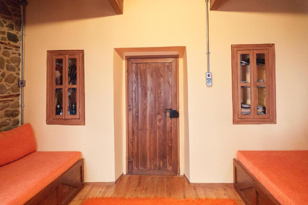"Iali" Cottage House photo 1