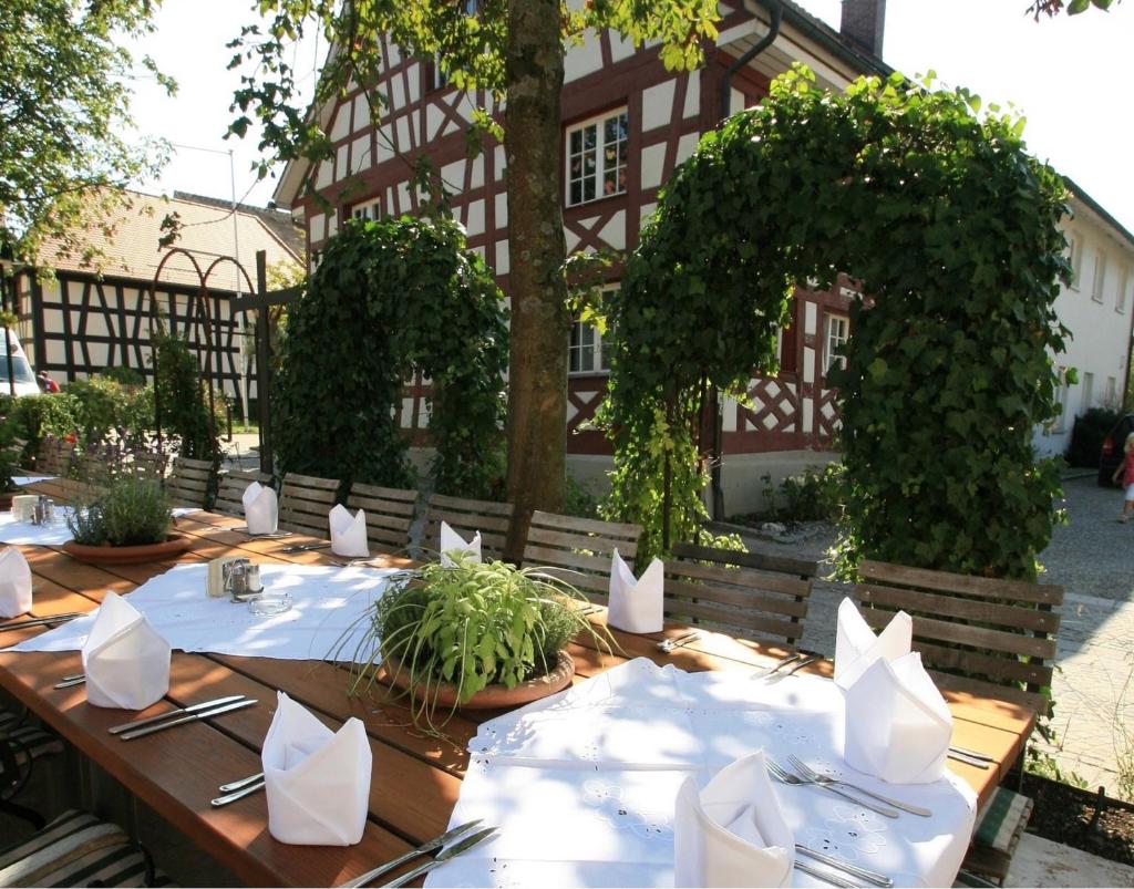 Historisches Gasthaus Hotel Hirschen Horn photo 1