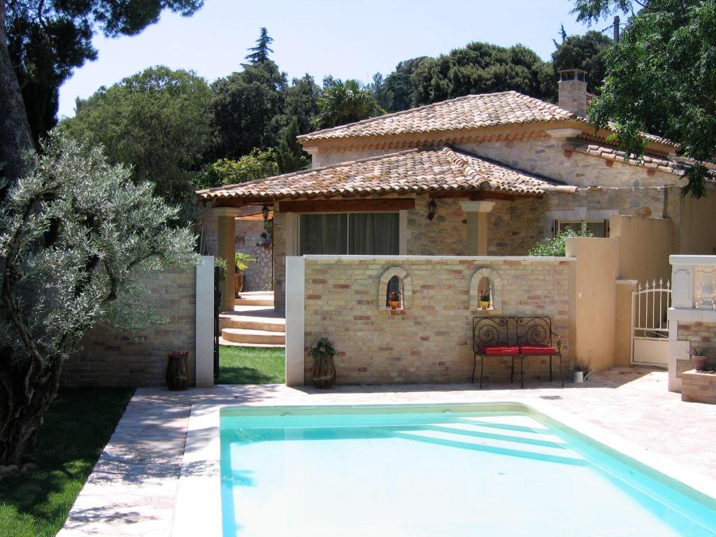 Villa Bacchus, Provence photo 1