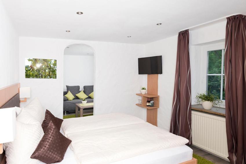 Hotel Garni BURG WALDENSTEIN photo 4