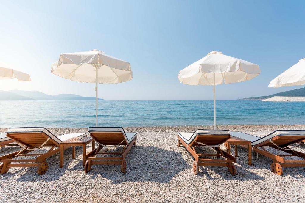 Lustica Bay photo 3