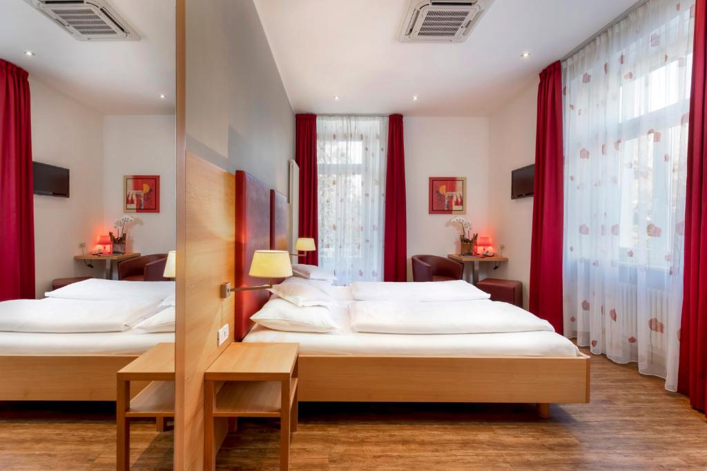 Hotel Kolping photo 2