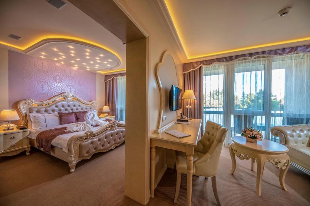 Сьюит (Люкс для новобрачных), Hotel Délibáb
