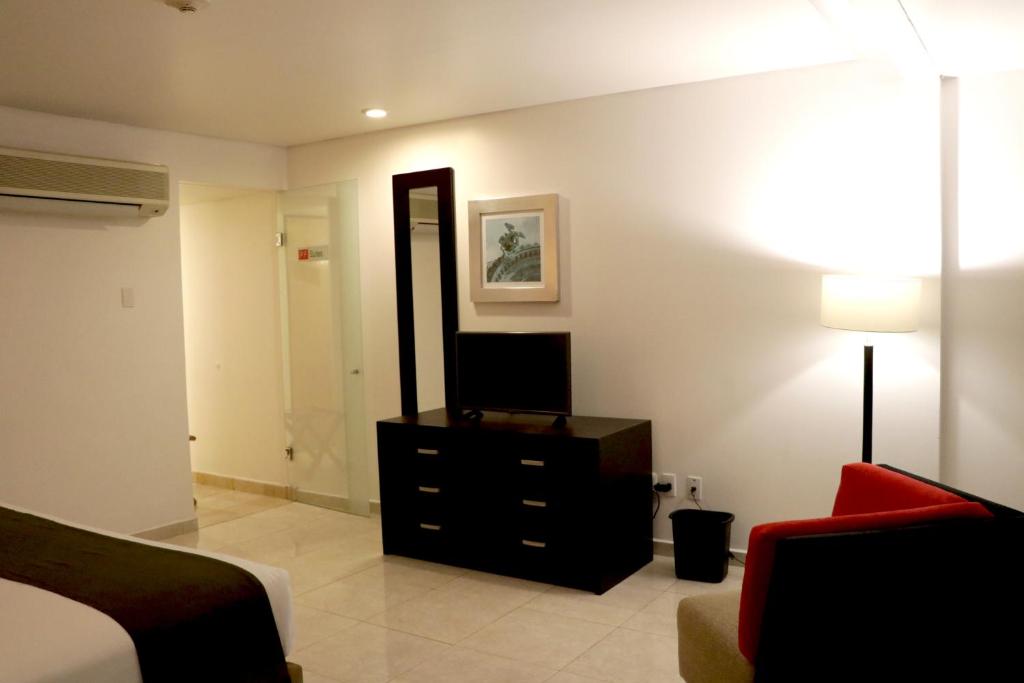 Двухместный (Номер Делюкс с кроватью размера «king-size»), Hotel & Suites PF