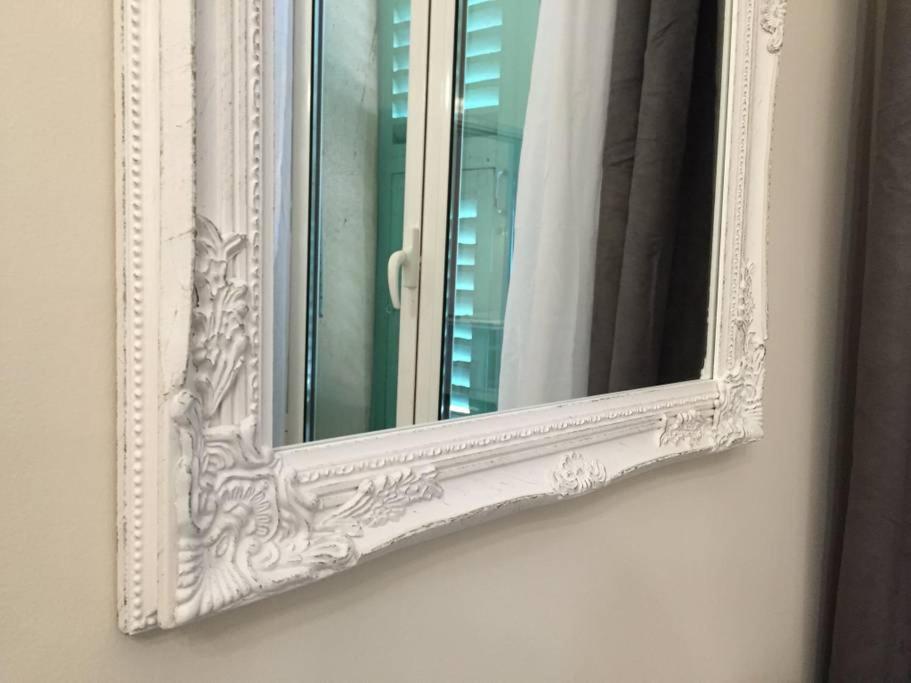 Beautiful apartment Rue De La Croix Vieux Nice - Tap to explore photos