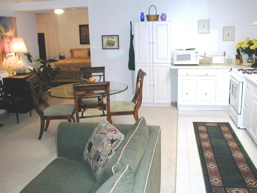 The Columbia Inn at Peralynna photo 4