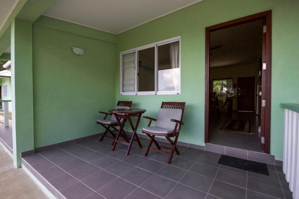 Номер (Шале с 1 спальней), Surfers Beach Self Catering Chalets