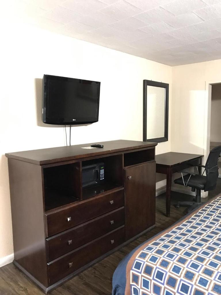 Express Inn photo 3