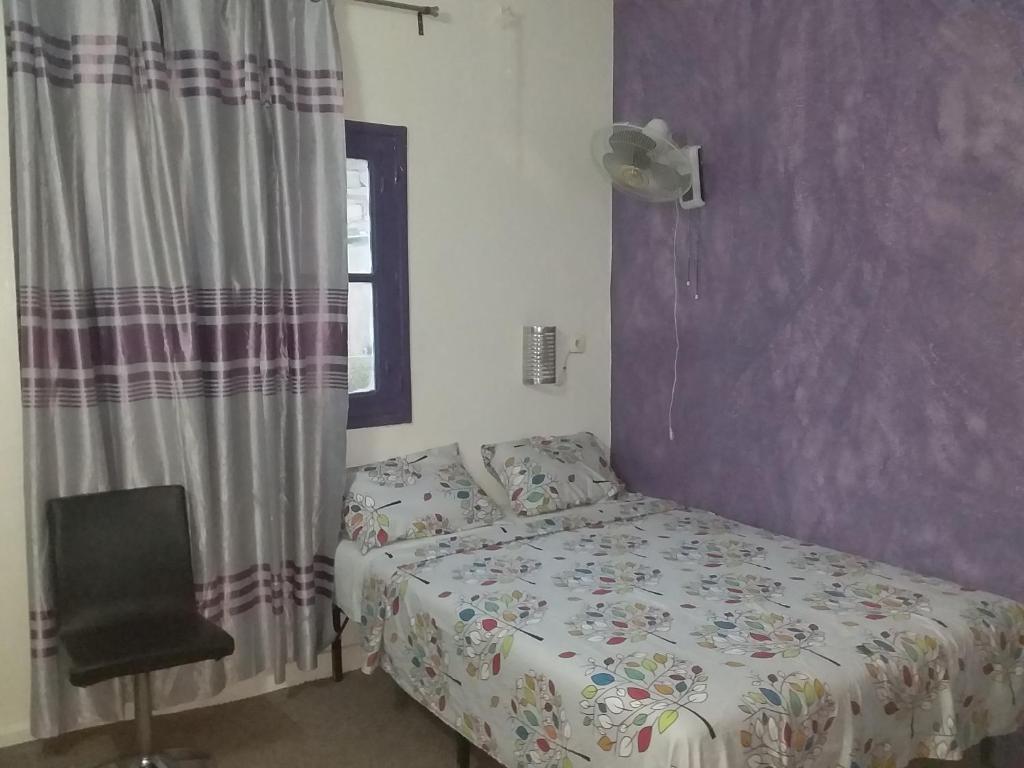 LOGEMENT DE 2 SYMPATIQUES PIECES photo 1
