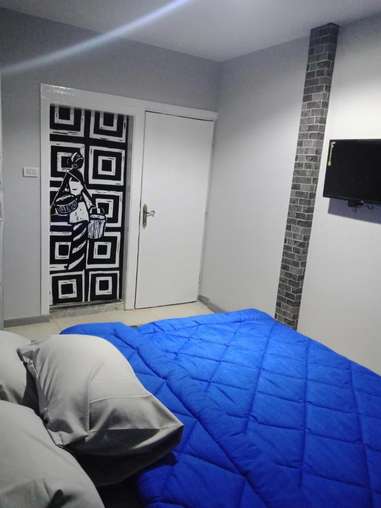 Одноместный (Одноместный номер с собственной ванной комнатой), Isis Hostel 1