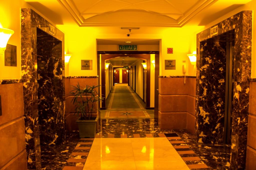 Апартаменты (Апартаменты с 2 спальнями), ELegant suites at times squear