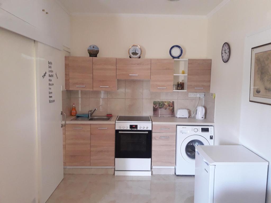 Nicosia Luxury Studio photo 3