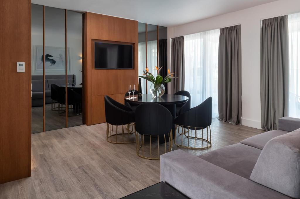 Сьюит (Суперлюкс с видом на Акрополь), Elia Ermou Athens Hotel