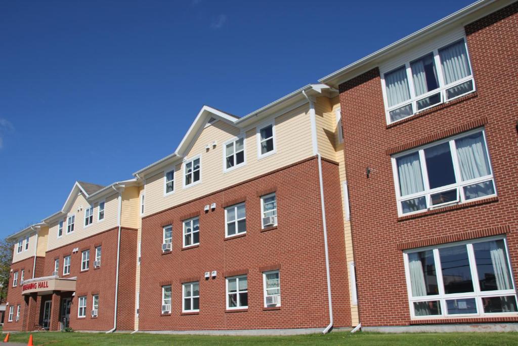 Glendenning Hall at Holland College photo 1