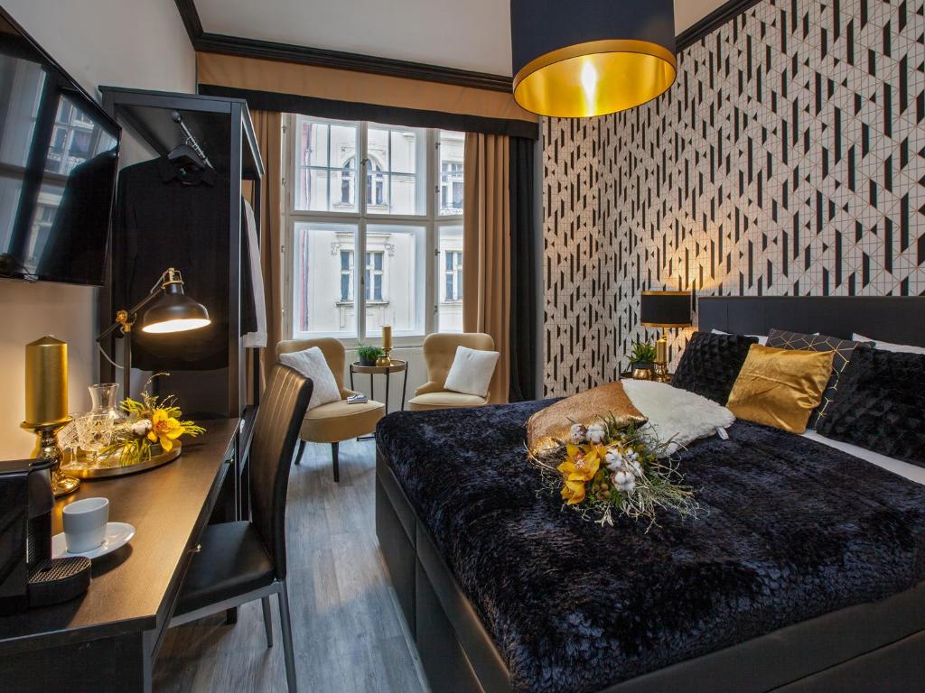 Двухместный (Улучшенный двухместный номер с 1 кроватью), Golden Prague Rooms