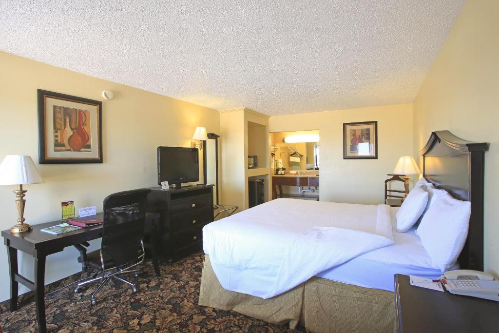 Plaza Inn Midland photo 3