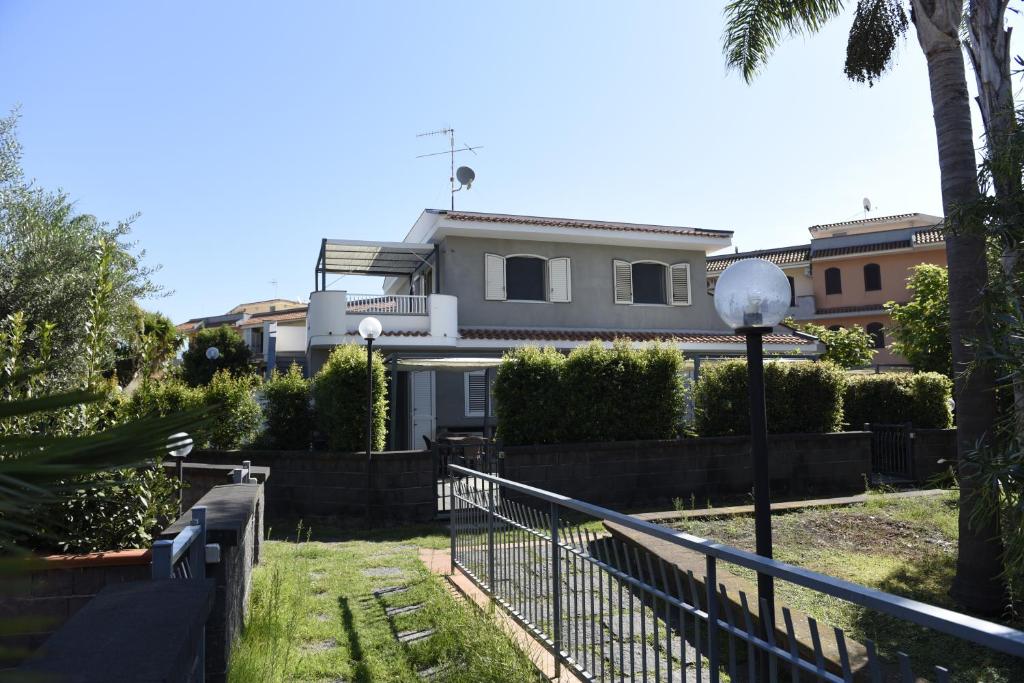 Sicily for Rent photo 1