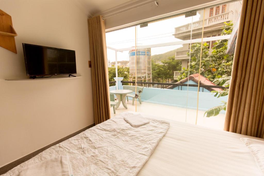 Сьюит (Полулюкс с видом на горы), Thuan Hoa Hotel