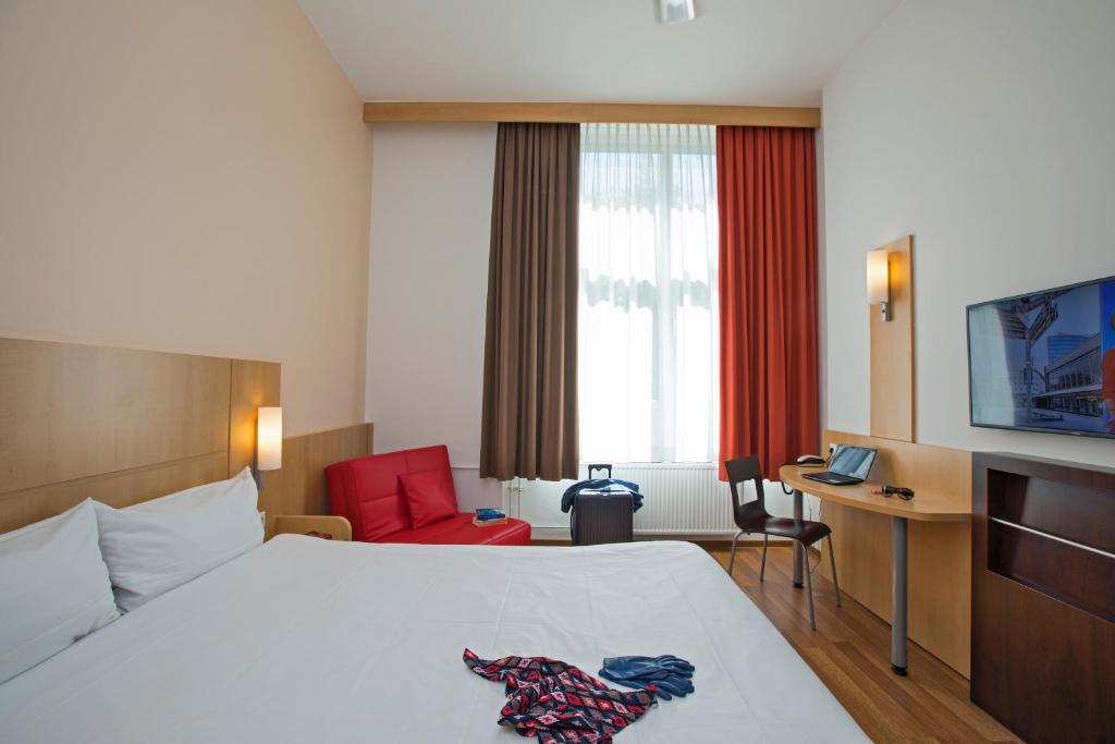 Двухместный (Двухместный номер с 1 диваном-кроватью), ibis Berlin Neukölln