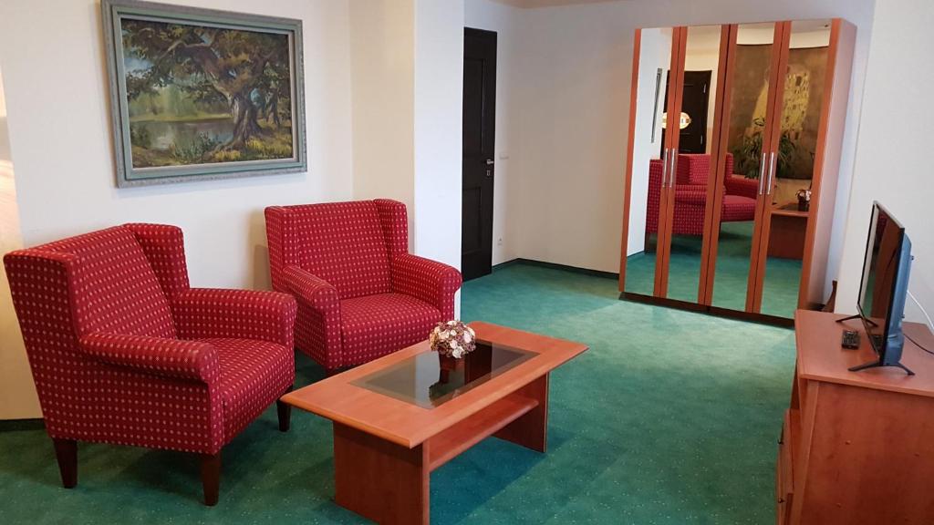 Сьюит (Семейный люкс), Отель Eurohotel