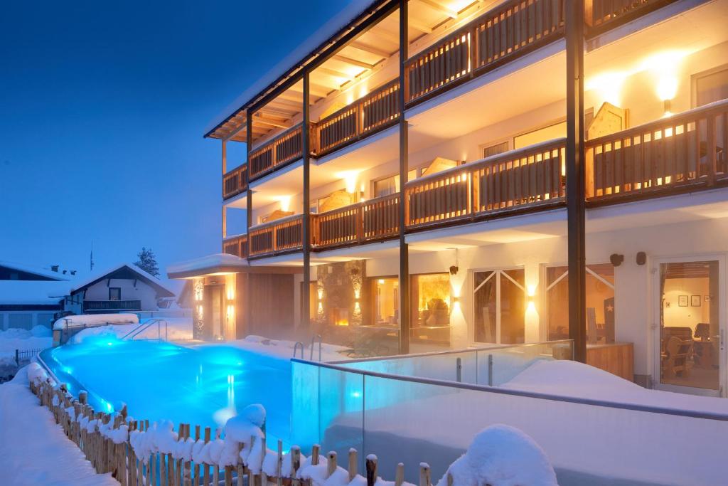 Hotel Sonnenspitze photo 1