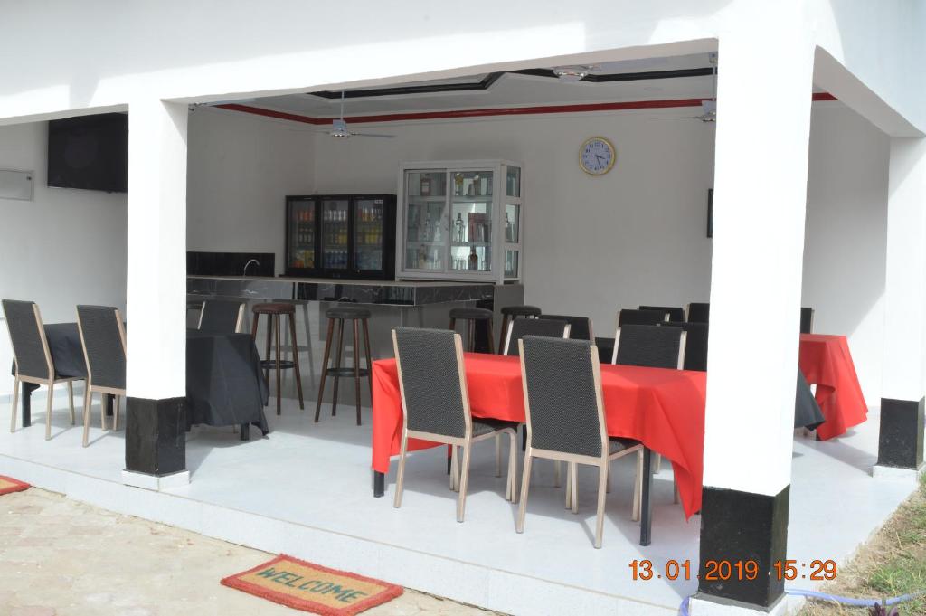 Sukuta Nema Guest House photo 3