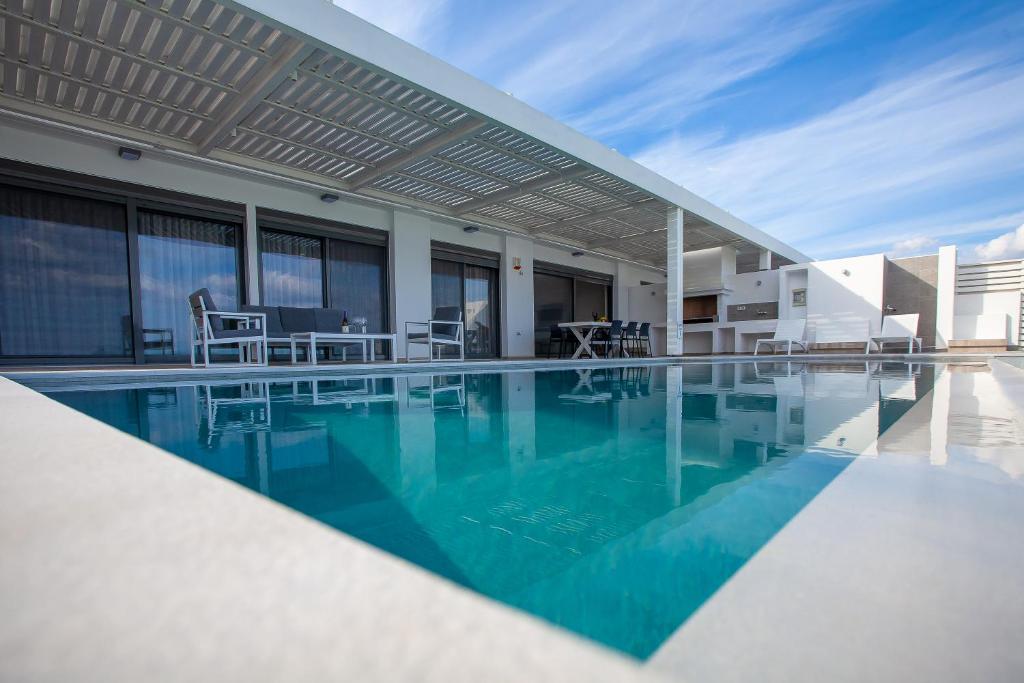 Villa Nissos photo 3