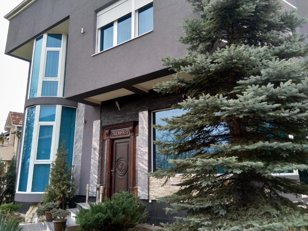Garni Hotel Lama photo 1