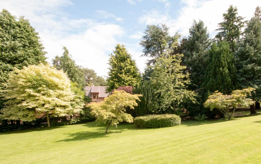 Firlands Lodge photo 1