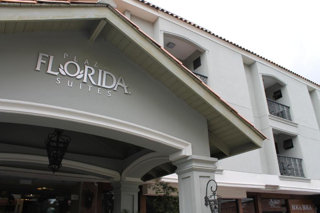 Plaza Florida Suites photo 2