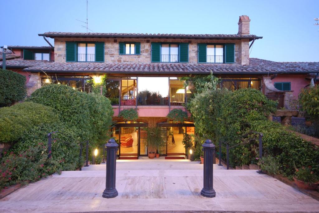 Casanova - Wellness Center La Grotta Etrusca photo 2