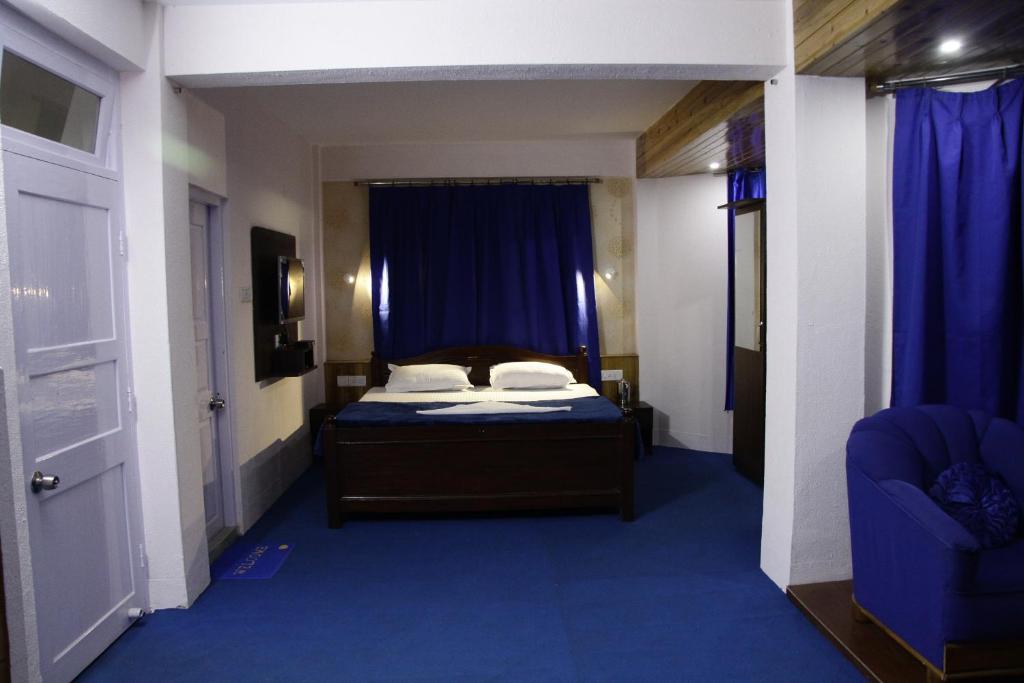 Трехместный (Трехместный номер с видом на горы), Hotel Paradiso
