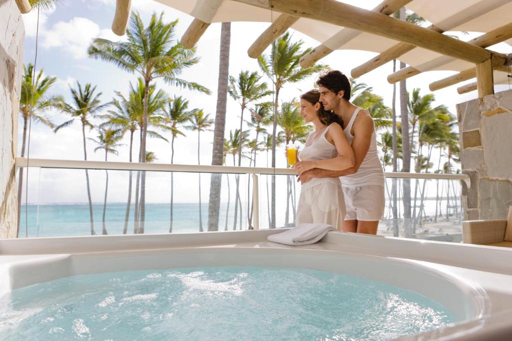 Двухместный (Люкс с панорамным видом рядом с океаном, этаж «Премиум»), Barcelo Bavaro Palace All Inclusive