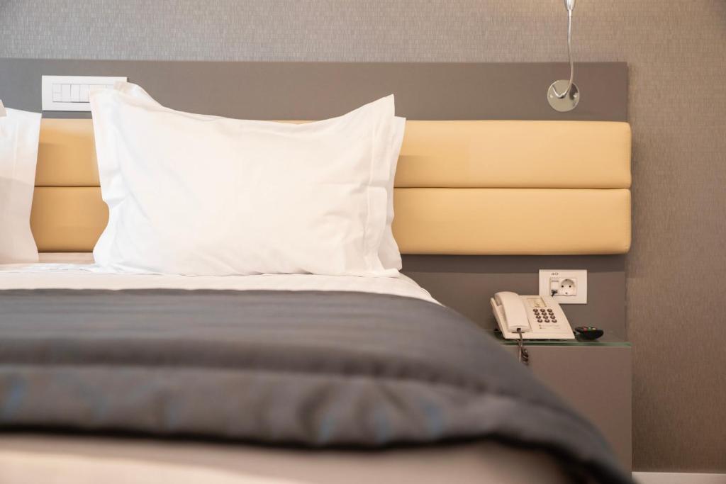 Двухместный (Улучшенный двухместный номер с 1 кроватью), Hotel Alif Campo Pequeno