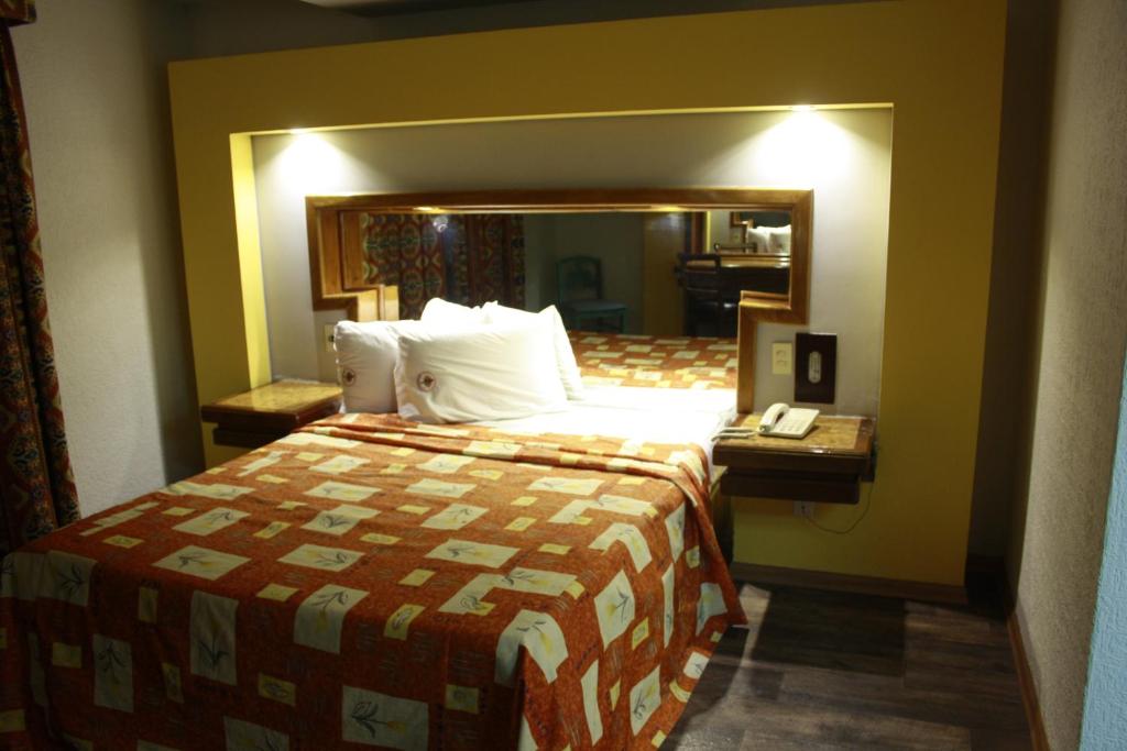 Двухместный (Номер с кроватью размера «queen-size»), Hotel Mina