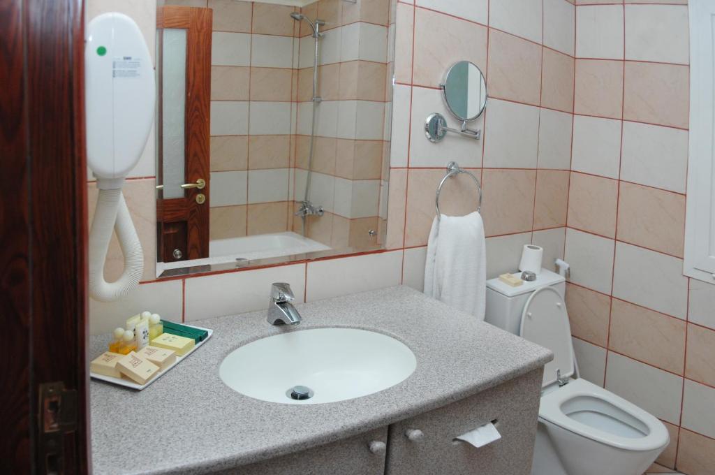 Сьюит (Стандартный двухместный люкс с 1 кроватью), Al Liwan Suites