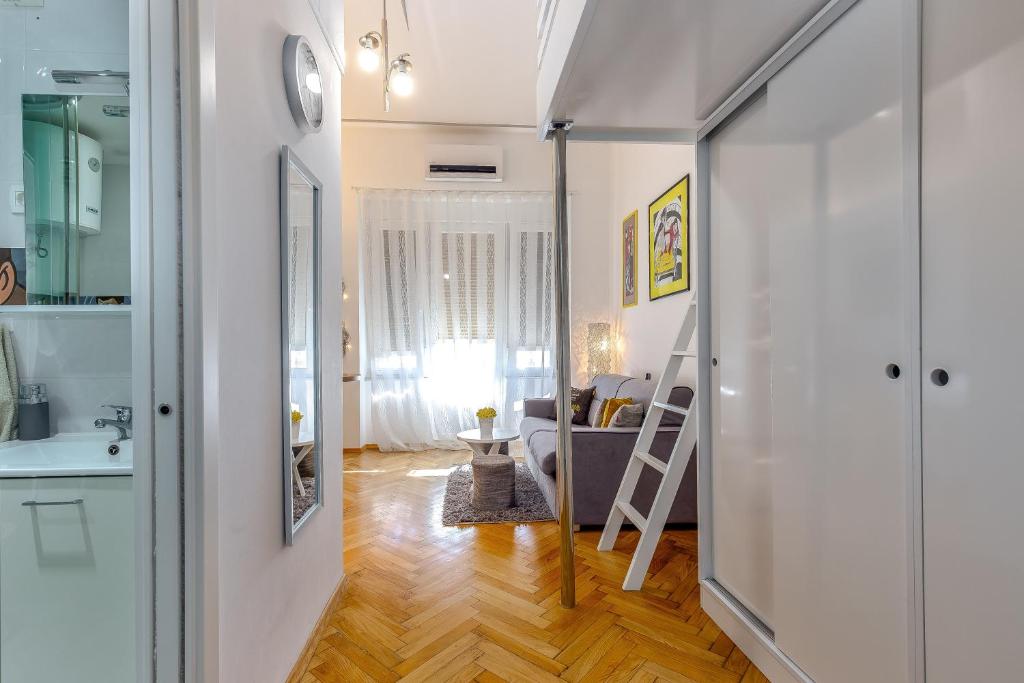 Studio apartman Piramida photo 3