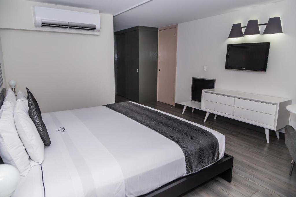 Двухместный (Номер Делюкс с кроватью размера «king-size»), Hotel El Ejecutivo by Reforma Avenue