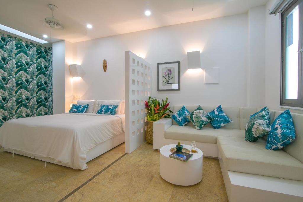 El Cactus Luxury Apartments in Historic Center photo 2