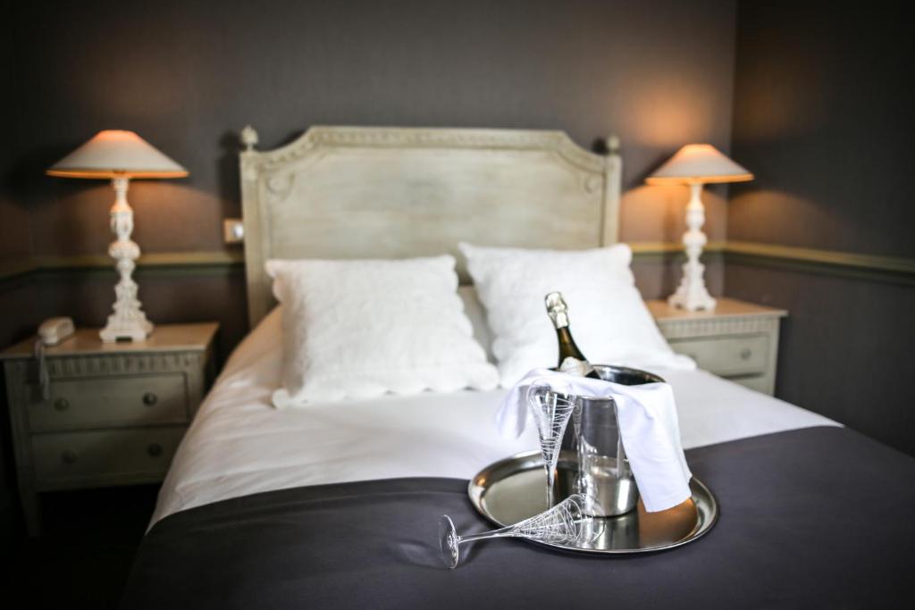 Hotel Helvie - Les Collectionneurs - 레스토랑