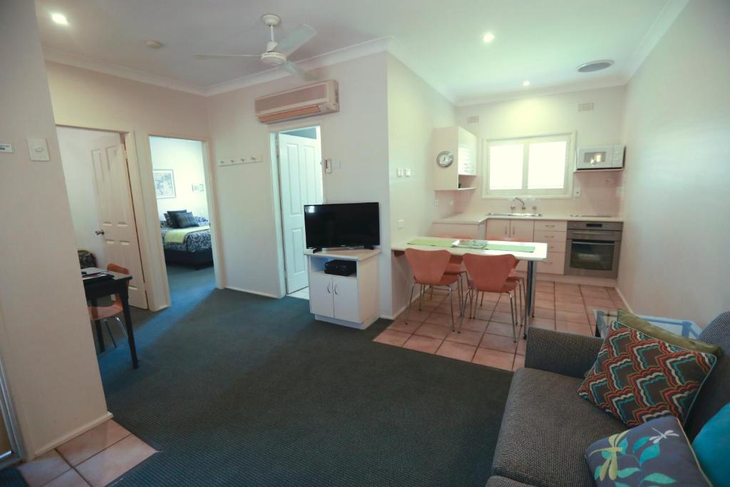 Country Apartments photo 4