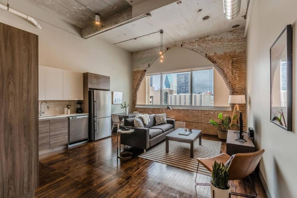 Abode Dallas - Downtown Convention Center