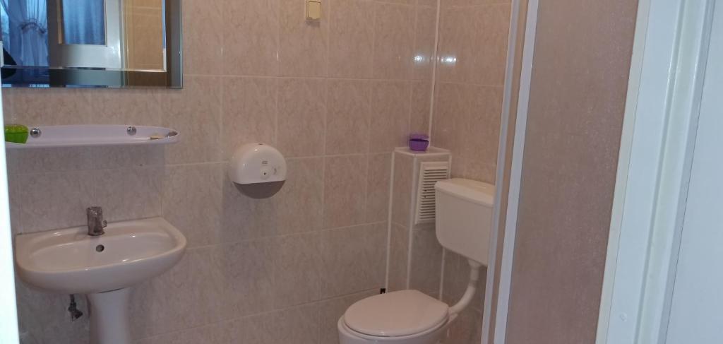Ośrodek Sportowo Wypoczynkowy PUSTYNIA photo 3